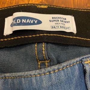 Old Navy Rockstar Super Skinny Jeans - 24 short